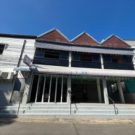 Soleil Haus - Huahin Hotel Екстериор снимка